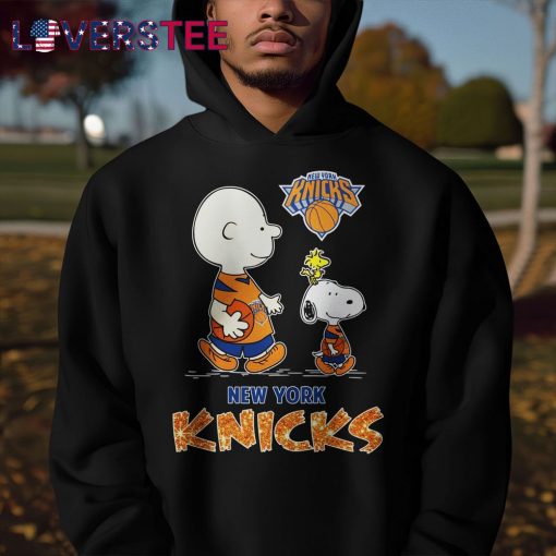 New York Knicks Snoopy Dog Friends Funny  Shirt