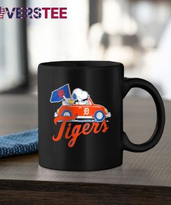 Snoopy and Woodstock Driving Car x Detroit Tigers Baseball 2025 Shirt